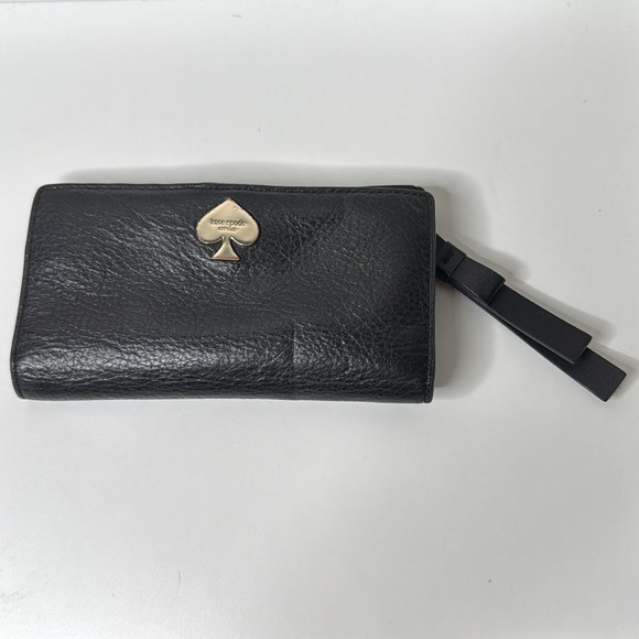 Kate Spade New York Leather Zip Around Wallet in Black w/Gold Hardware - Picture 1 of 9